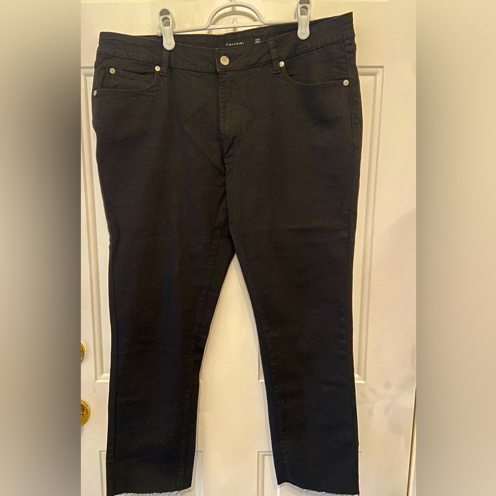 Black Women's  Tahari Jeans